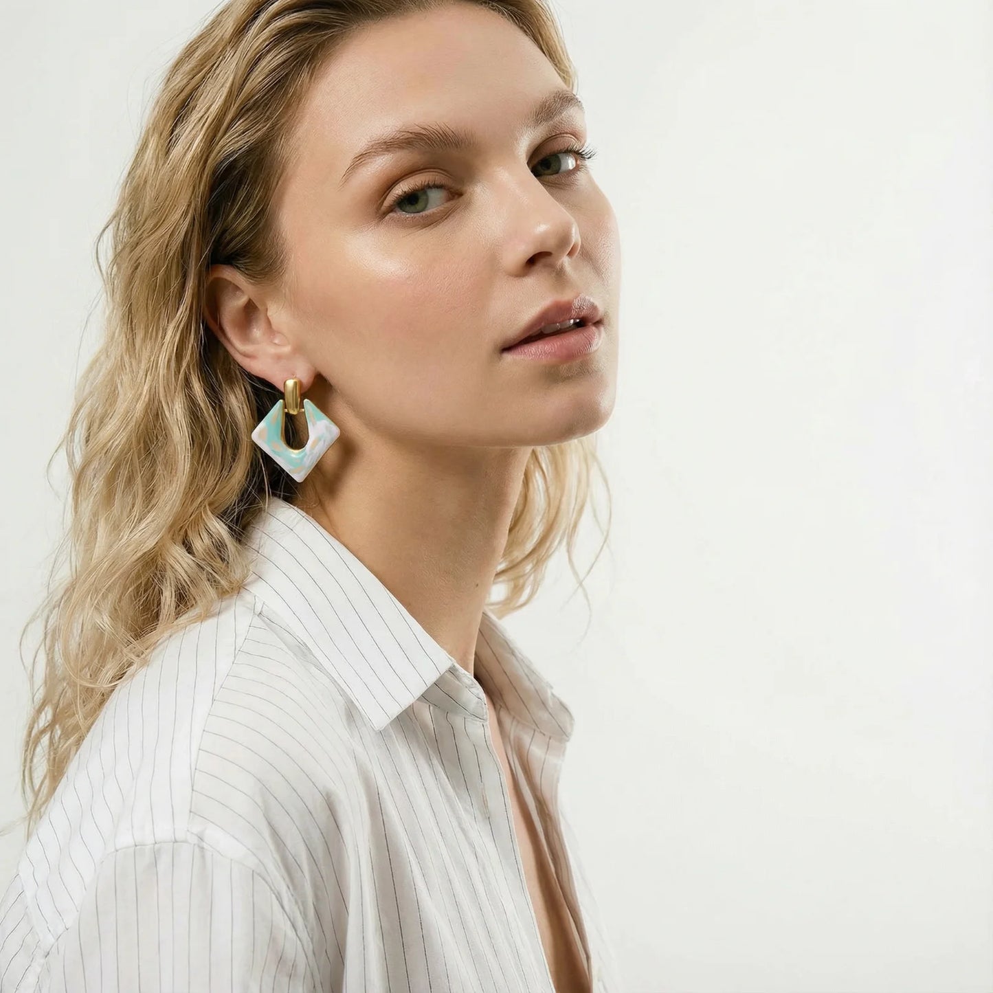 Dream Marble Diamond Drops