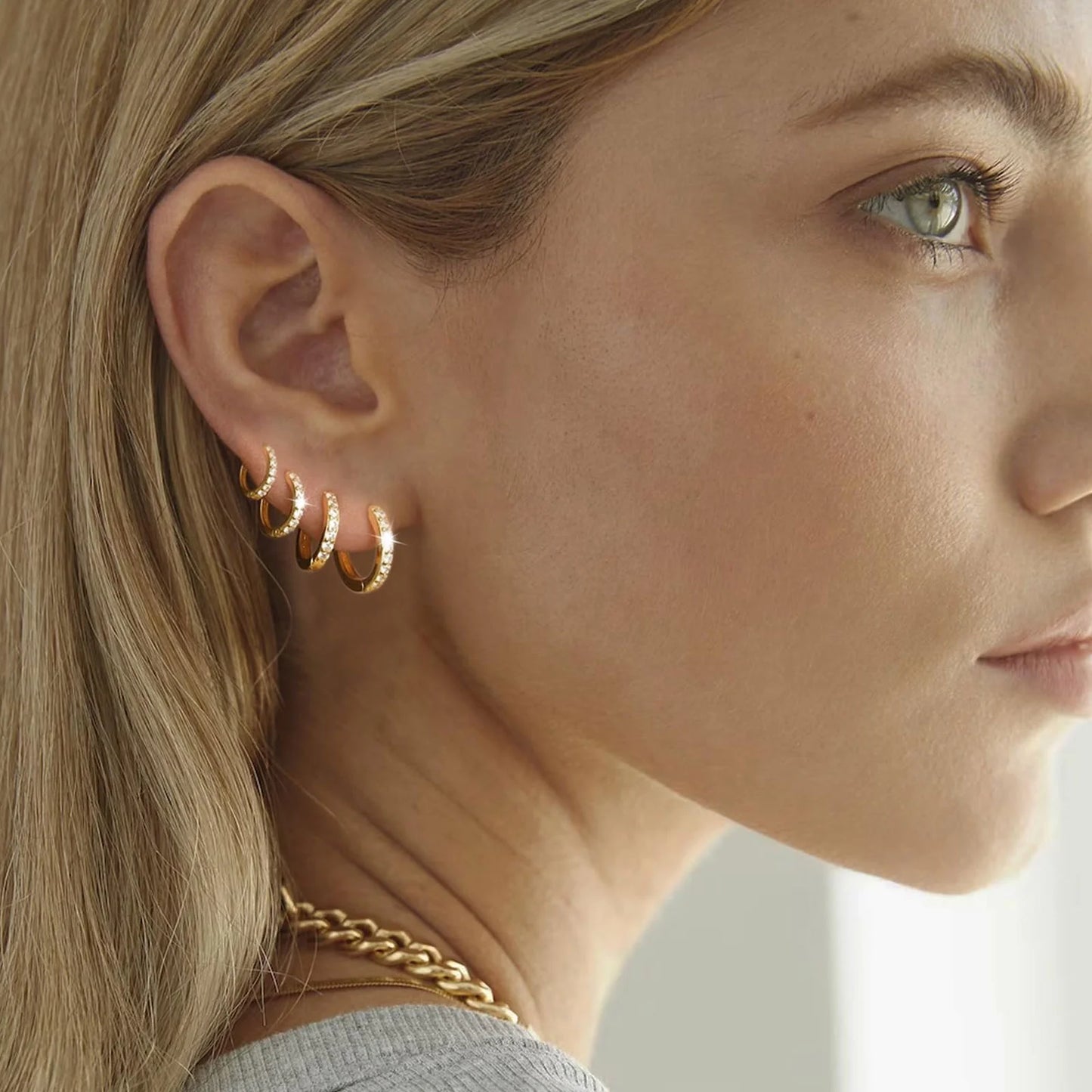 4 Pairs 18K Gold Plated Hoop Earrings for Women Small Huggie Cartilage Post Hypoallergenic Earrings Set for Multiple Piercing Birthday Christmas Jewelry Gifts Teen Mom Adults Stocking Stuffers