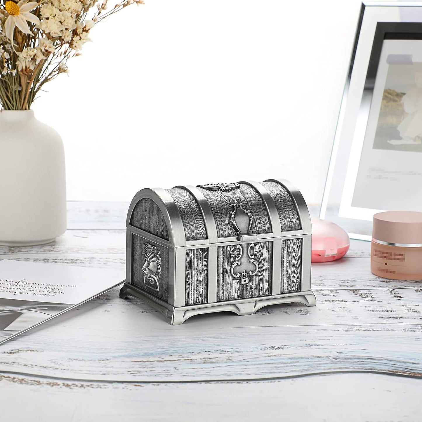 Vintage Metal Jewelry Box Treasure Trinket Chest,Smal Ring Earrings Necklace Keepsake Gift Holder Case for Ladies Women (Small) (Metallic Grey, Medium)