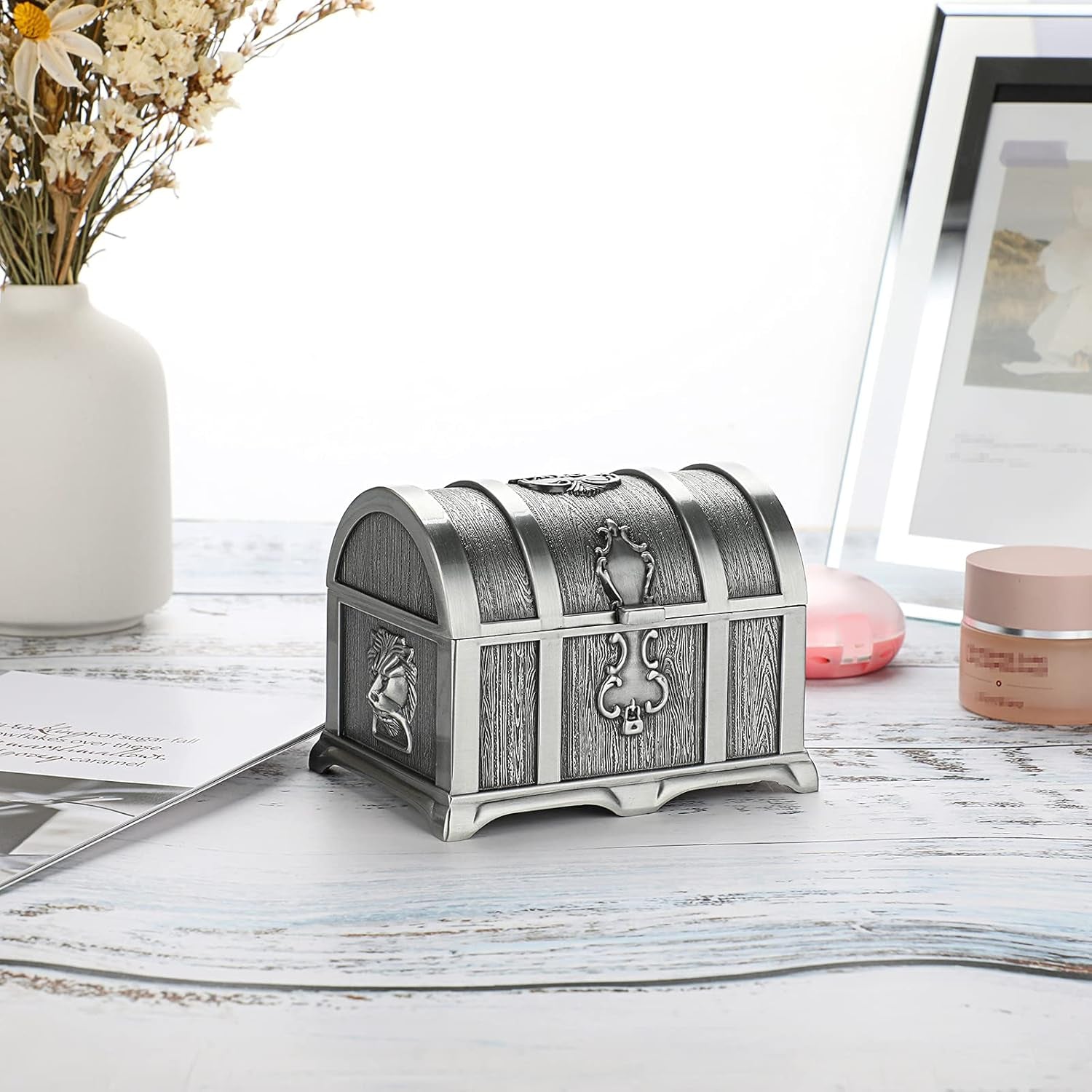 Vintage Metal Jewelry Box Treasure Trinket Chest,Smal Ring Earrings Necklace Keepsake Gift Holder Case for Ladies Women (Small) (Metallic Grey, Medium)