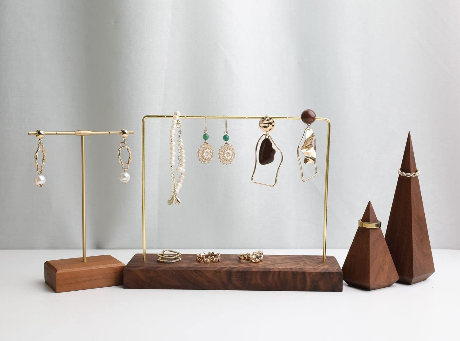 Walnut Earring Holder for Selling, Brass Earring Stands and Displays for Show, Wood Jewelry Storage Hanging Shelf for Girl Woman【Walnut U Shelf Height 5.91"-Small】