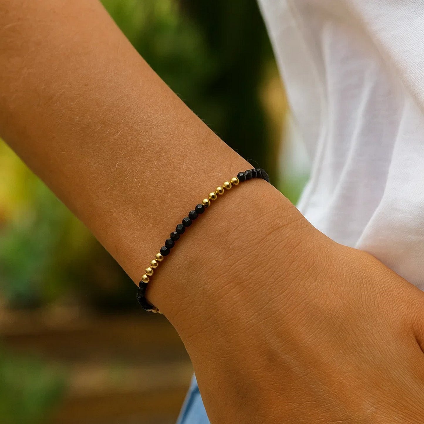 14K Yellow Gold And Onyx Pallina Bead Bracelet (3.00 mm)