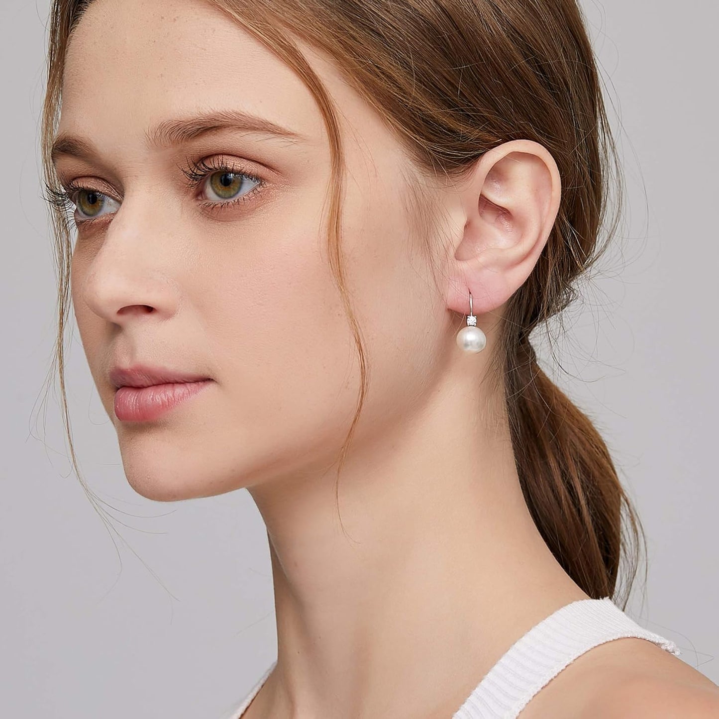 Pearl Earrings by  Jewelry