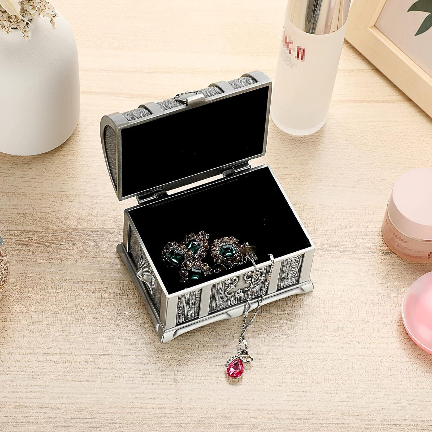 Vintage Metal Jewelry Box Treasure Trinket Chest,Smal Ring Earrings Necklace Keepsake Gift Holder Case for Ladies Women (Small) (Metallic Grey, Medium)